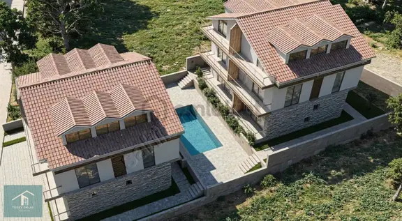 Üzümlü’de Havuzlu Sitede Geniş 1+1/lansman Fiyatı 1