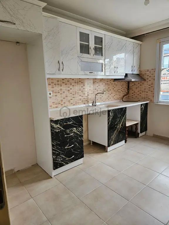 Sancaktepe Yenidoğan Merkez 2+1 95m2 Satılık Fırsat Daire 2