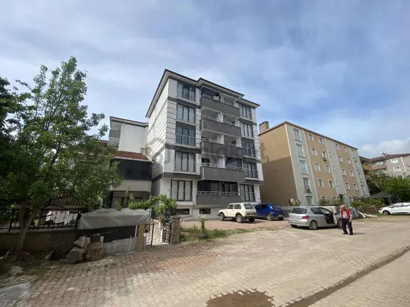 Nasuh Mahallesi Sahil Mevkiinde 2+1 Doğalgazlı Daire 1
