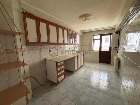 Ufuktepe Cadde Üzeri Kiralık 3+1 1