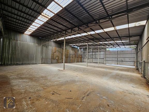 Gümüşler Menderes Bulvarı / Kiralık Çok Amaçlı Bina 2