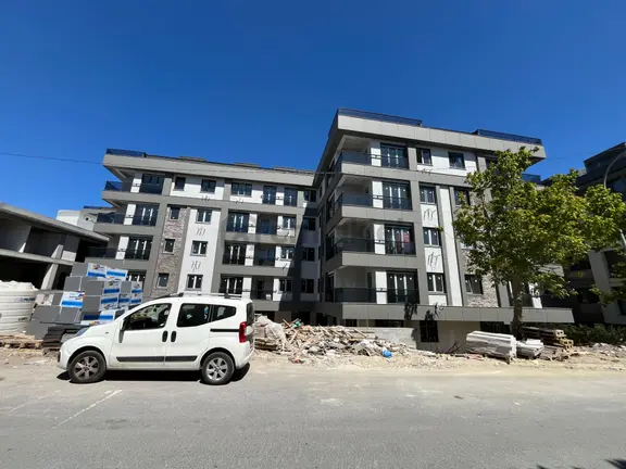 Üsküdar Barbaros'ta Eylül İlk Hafta Oturuma Hazır Sıfır 2+1 1