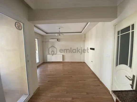 Acill Buca Çamlık Mah.de Uçanyol Yakını 2+1 80m2 Dgazlı A.mutfak Yüksek Giriş Satılık Daire 2