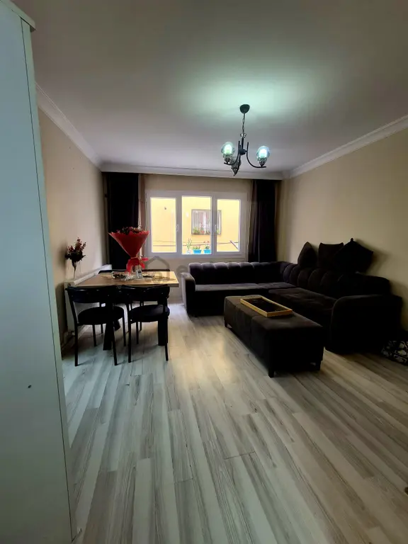 Acill Konak Güneşli Mah.de İzmirpark Avm Yakını 2+1 80m2 Dgazlı Arakat Satılık Daire 1