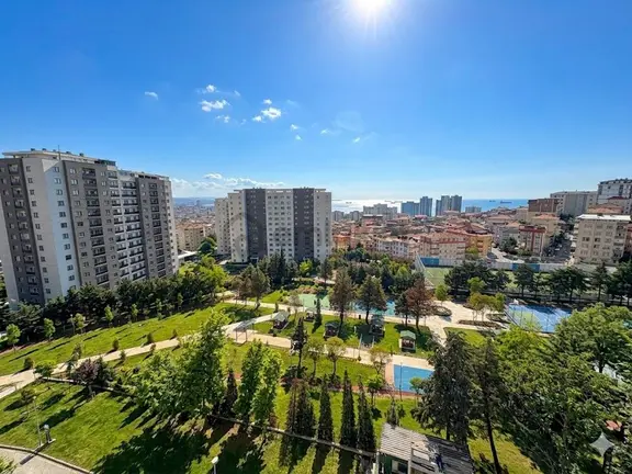 Pendik'te Deniz Manzaralı, Yerden Isıtmalı, Ebeveyn Banyolu 2+1 1