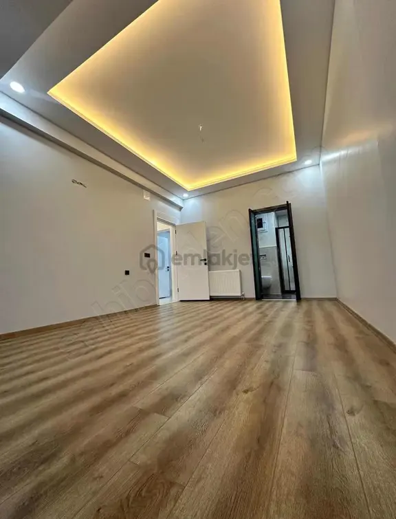 Marev Emlak Gayrimenkulden Site İçerisinde Kiralık Lüks Daire 2