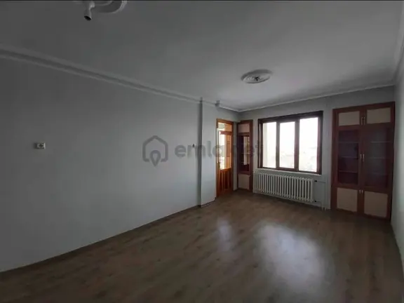 İsa Kavak Gayrimenkul’den Kiralık 3+1 Daire – Selçuklu/bedir 1