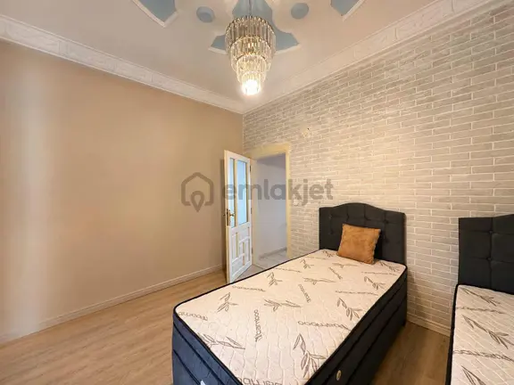 Hasbahçe'de Kiralık 3+1 Eşyalı Ayrı Mutfak Daire 2