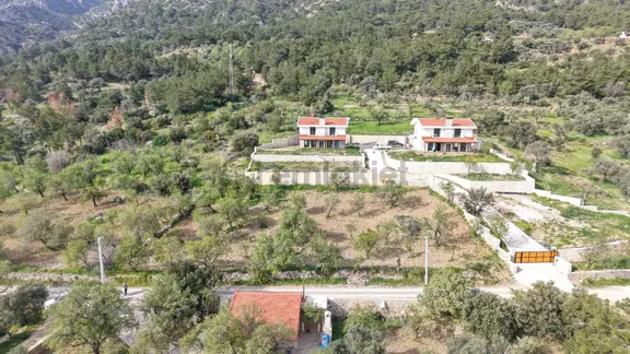 Datça Yaka Mahhallesi'nde Deniz Manzaralı Kat Karşılığı 800m² Arsa 2