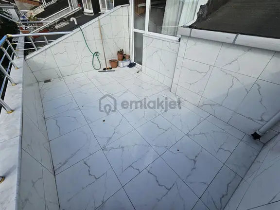 Ataşehir Esatpaşa Mh Satılık İskanlı 195m2 Satılık 4+2 Çatı Dubleksi 2