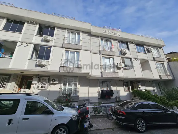 Ataşehir Esatpaşa Mh Satılık İskanlı 195m2 Satılık 4+2 Çatı Dubleksi 1