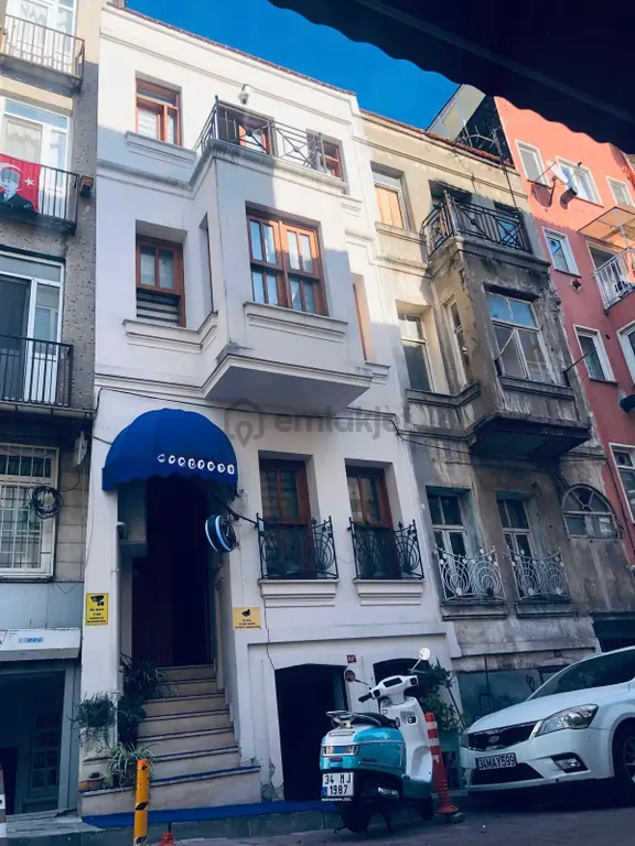 Beşiktaş çarşıya Yürüme Mesafesinde Satılık 2. Derece Tarihi Eser  1