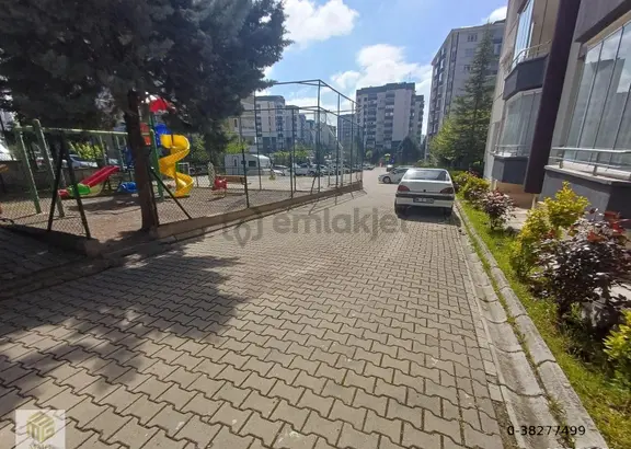 Mmg'den Ata Mah. Site İçinde Cadde Üzeri Ara Katta Yapılı Daire! 2