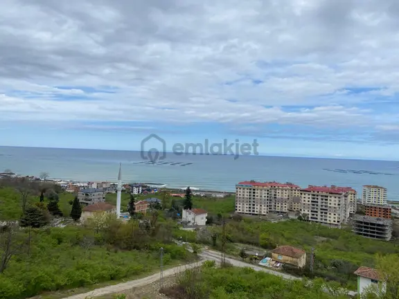 Trabzon Arsin'de Satılık 3+1 Eşyalı Daire 1