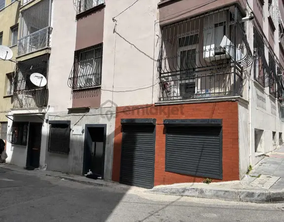 Konak'ta Amortisman Süresi Avantajlı Satılık Dükkan 1