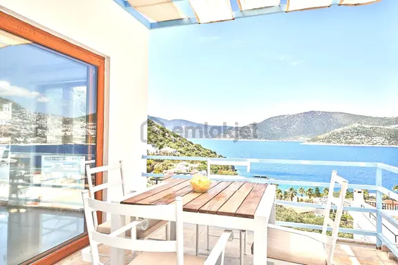 Kaş Kalkan Kışla’da Plaja Yürüme Mesafesinde Eşyalı Villa 2