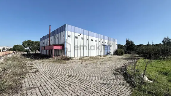 İzmir'de Vergi Avantajlı Üretime Hazır Arıtmalı Fabrika 1