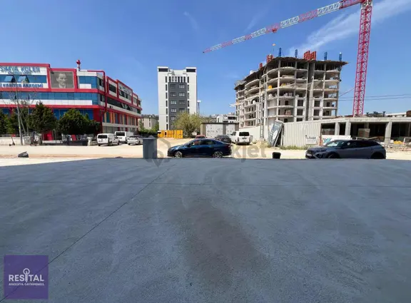 Odunluk Kiralık Köşe Dükkan 2