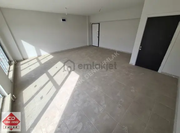İvedik Osb Anteks Finova-3'de 40m² Açık Teras + Wc + 46 M² Ofis 2