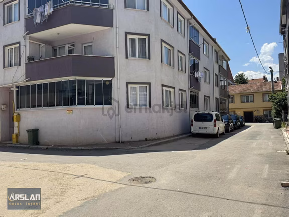 İnegöl Alanyurt Cumhuriyet Mah'de, 2+0, 60m2,1.kat,satılık Daire 1