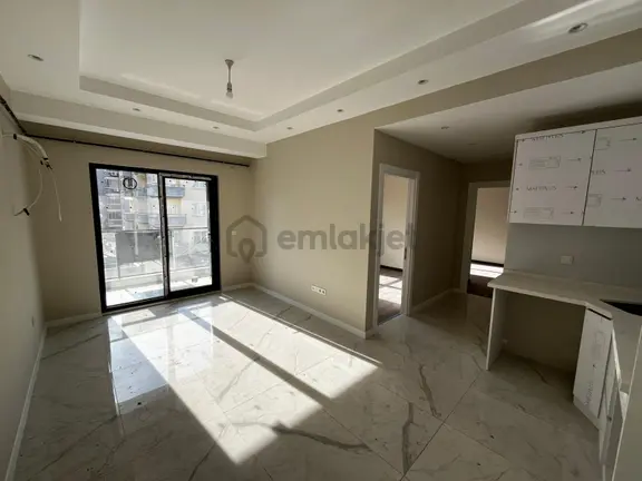 Cb King'den Plevne Mah. Savaştepe Caddesi 2+1 Kiralık Ofis 2