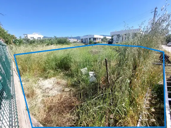Kuşadası Soğucak, 305 M² Satılık Tam Müstakil Villa İmarlı Arsa 2