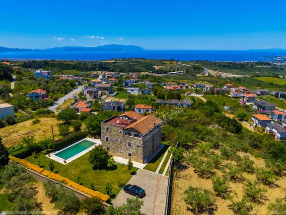 Kuşadası Yaylaköy’de Full Deniz Manzaralı, Zeytinlik İçerisinde Satılık Özel Malikane 2