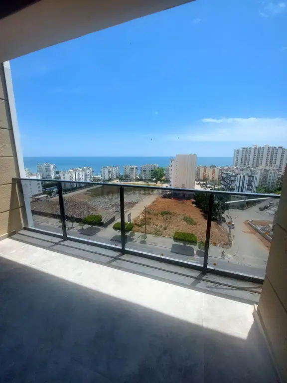 Kazanç Gayrimenkul'den Martı Oteli Civarı Deniz Manzaralı Kiralık 2+1 Daire 1