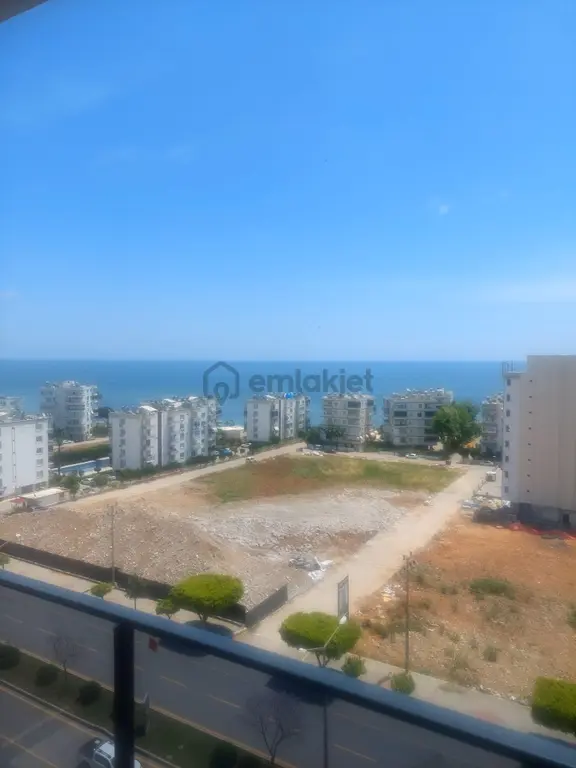 Kazanç Gayrimenkul'den Martı Oteli Civarı Deniz Manzaralı Kiralık 2+1 Daire 2