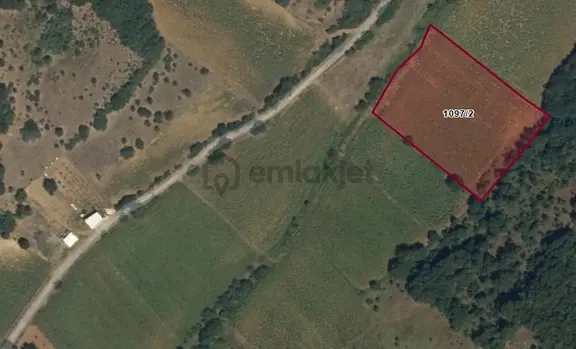 Soğuksu Ve Yağmurlu Köyleri Arasında Doğa İle İç İçe Sahibinden Yatırımlık Tarla 1