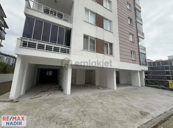 Eriklimanda Yatırım Ve Ticaretin Yükselen Noktasında Dükkan 1