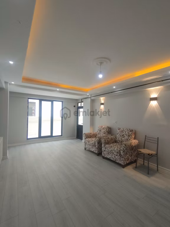 Tekirdağ Kapaklı 1+1 60 M2 Balkonlu Kiralık Daire 1
