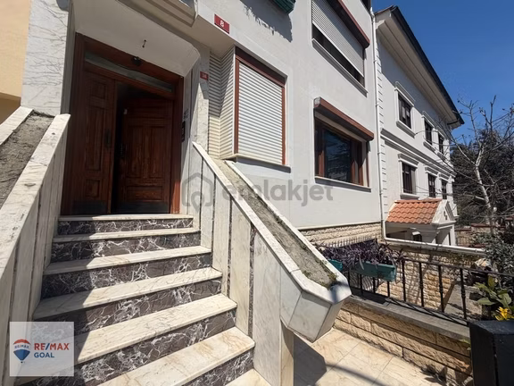 Koşuyolu Sabancı Sitesi Karşısı Geniş 2+1 Satılık Daire / Boştur 1
