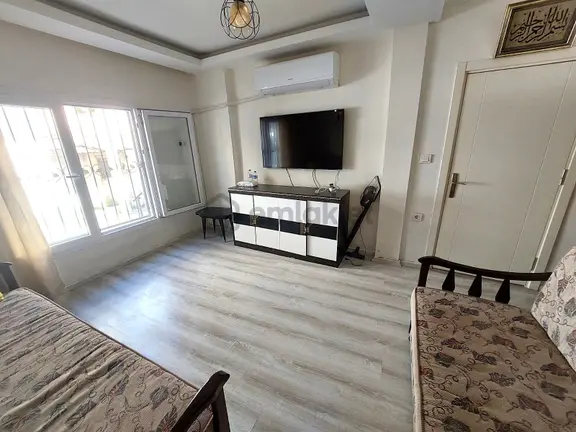 Kuşadası Limana 3 Dk 1+1 Eşyalı/eşyasız Kiralık Daire 2