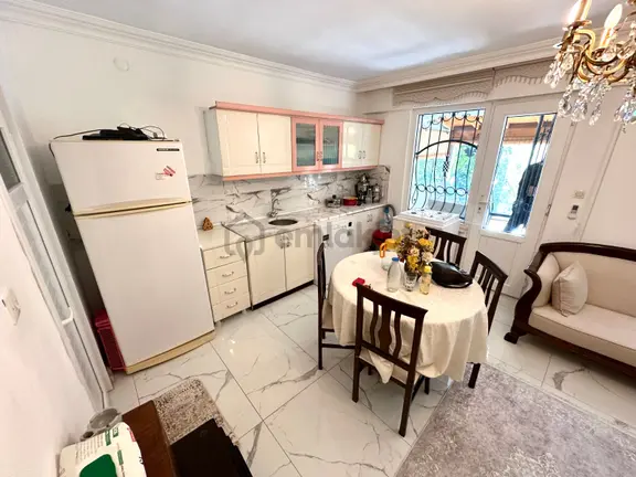 🏡 Referans'tan Akçay'da Müstakil Yatırımlık 4+1 Villa 1