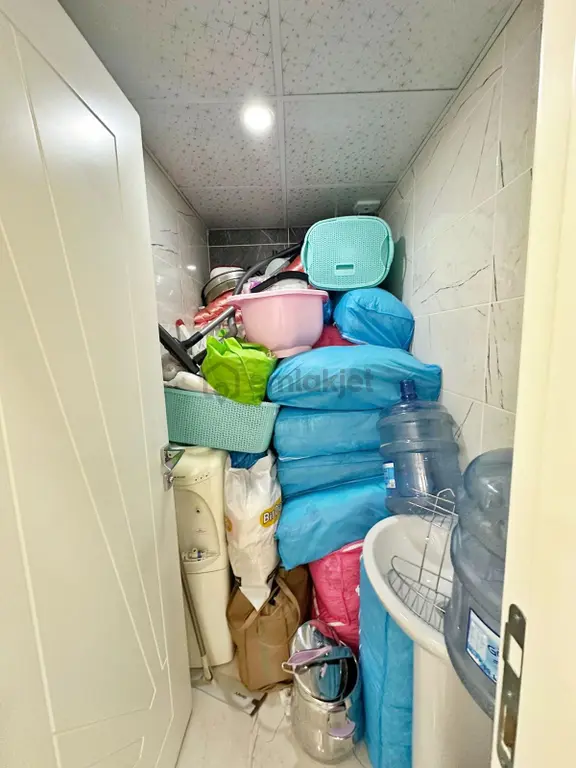 Belkız'da Kiralık Eşyalı Cam Balkonlu Az Katlı Ultralüx 3+1 2