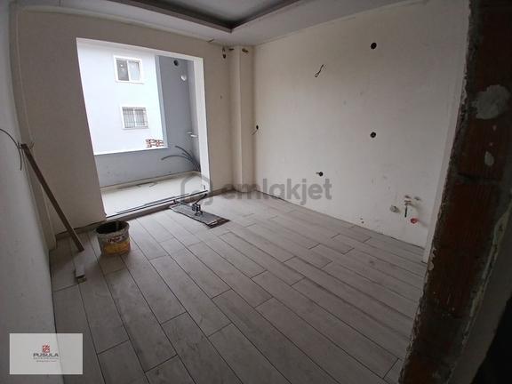 Sütlüce Mahallesinde Bahçeli Sıfır 3+1 Satılık Daire 1