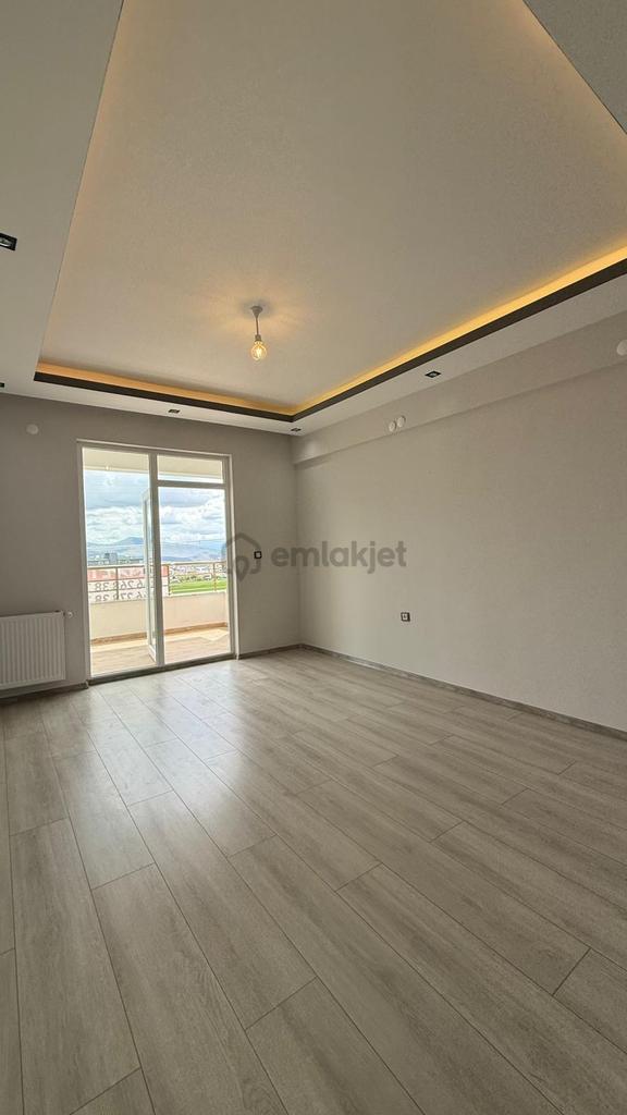 Öz Gaye Emlaktan Develi M.asım Köksal Mahallesinde Satılık 4+1 Daire 2