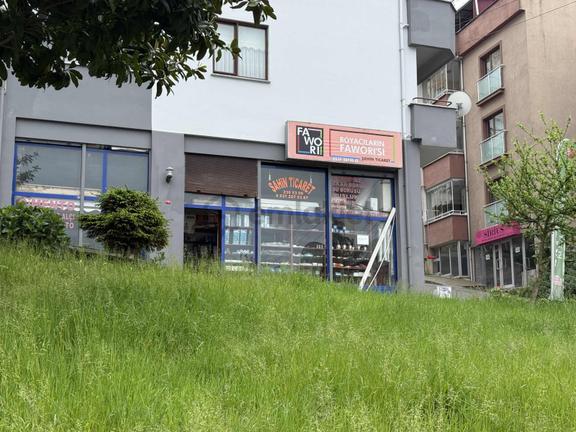 Vıp Gayrimenkul Karşıyaka'da Satılık 55m2 Satılık Dükkan 2