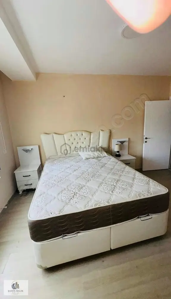Eşyalı 34. Cadde Üstü Geniş Balkonlu Site Ansansörlü Havuzlu 2