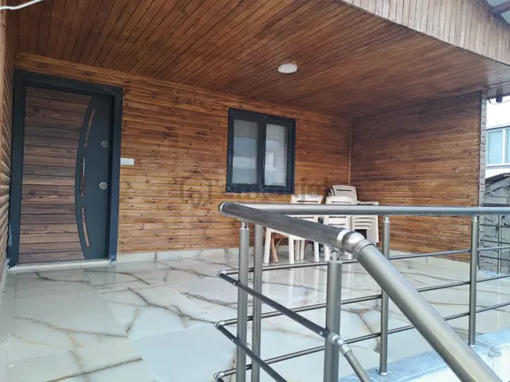 Stop’tan Geniş 1+1 Eşyalı Ahşap Ev 1