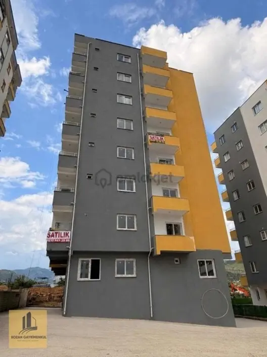 Kozanın Gelişen Bölgesi Üniversite Civarı Yatırımlık 1+1 Daire 1