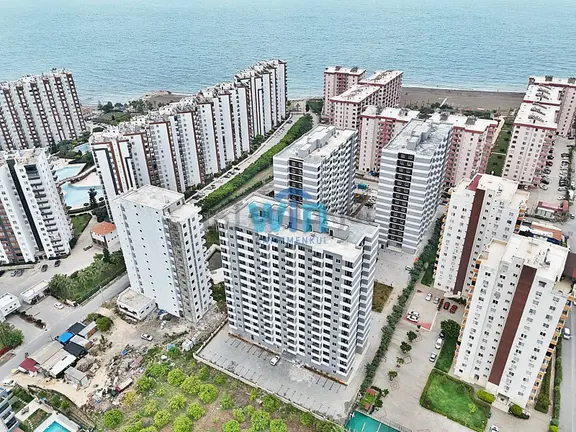 Win'den Çeşmeli'de Denize 100mt Mesafede Satılık 3+1 Köşe Daire 1