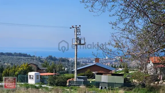 Kuşadasında Full Deniz Manzaralı İmara Yakın Satılık Arazi 1