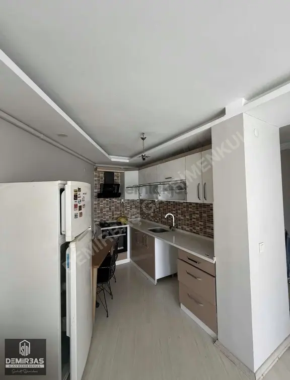 Demirbaş Gayrimenkulden Üni.böl. Satılık Eşyalı 2+1 Daire 2