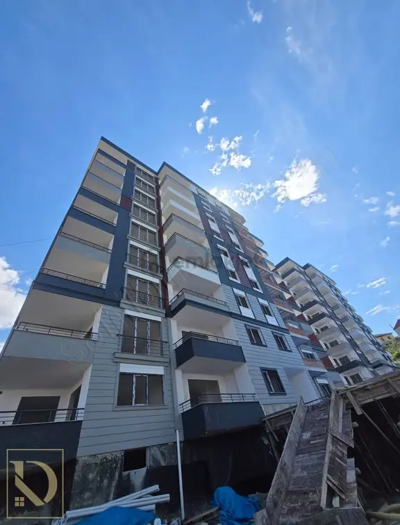Detay'dan Yomra'da Satılık 1+1 Daire 1