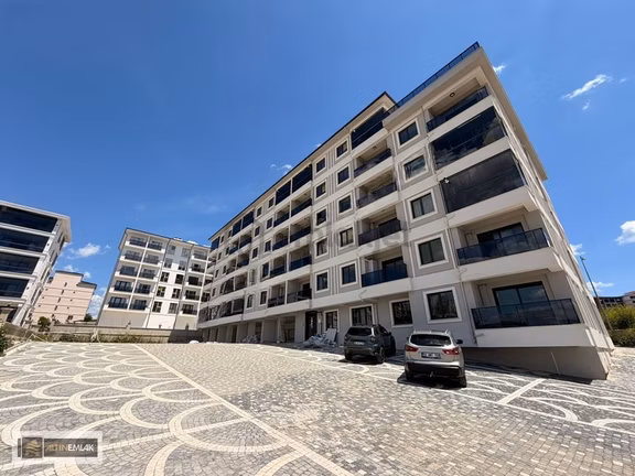 Atatürk Mah.de Full Şehir Manzaralı 2.kat Satılık 1+1 Daire 1