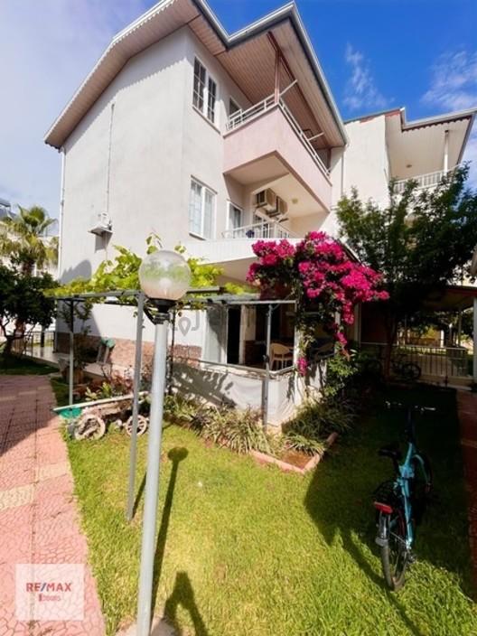 Serik Boğazkent'te Tripleks Full Eşyalı Bakımlı 3+1 Villa 1