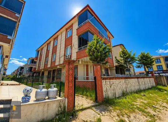 Karasu'da Sınırsız Kreddiye Uygun 2+1 Fırsat Daire (geniş M²) 1