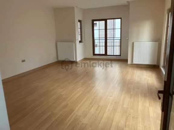 Sındırgı'da Satılık Daire 1